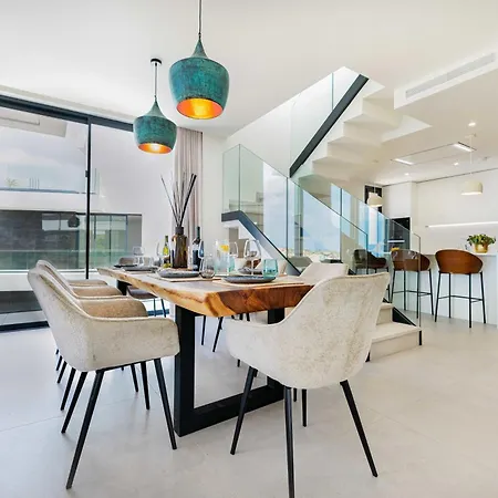 Casa Sol Luxury Rooftop Penthouse Gym Pools Appartement *