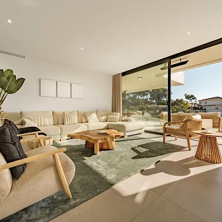 Casa Sol Luxury Rooftop Penthouse Gym Pools