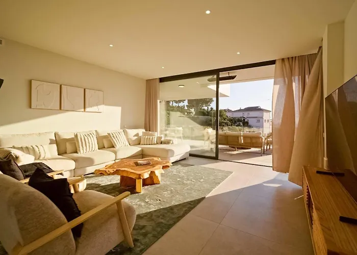 Casa Sol Luxury Rooftop Penthouse Gym Pools شقة