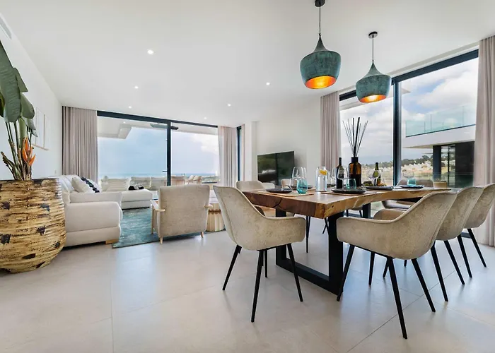 Casa Sol Luxury Rooftop Penthouse Gym Pools