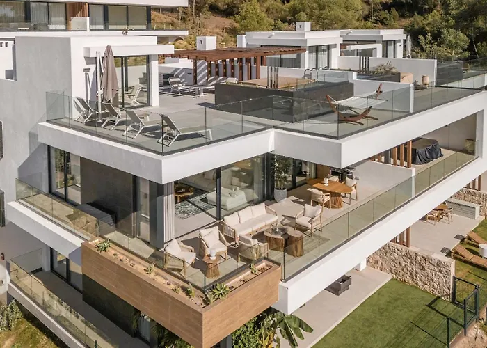 Casa Sol Luxury Rooftop Penthouse Gym Pools شقة *